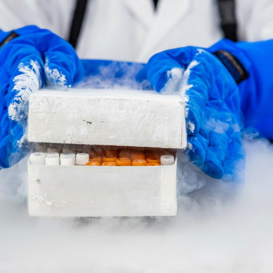 GERF® certified cryogenic gloves for laboratory safety